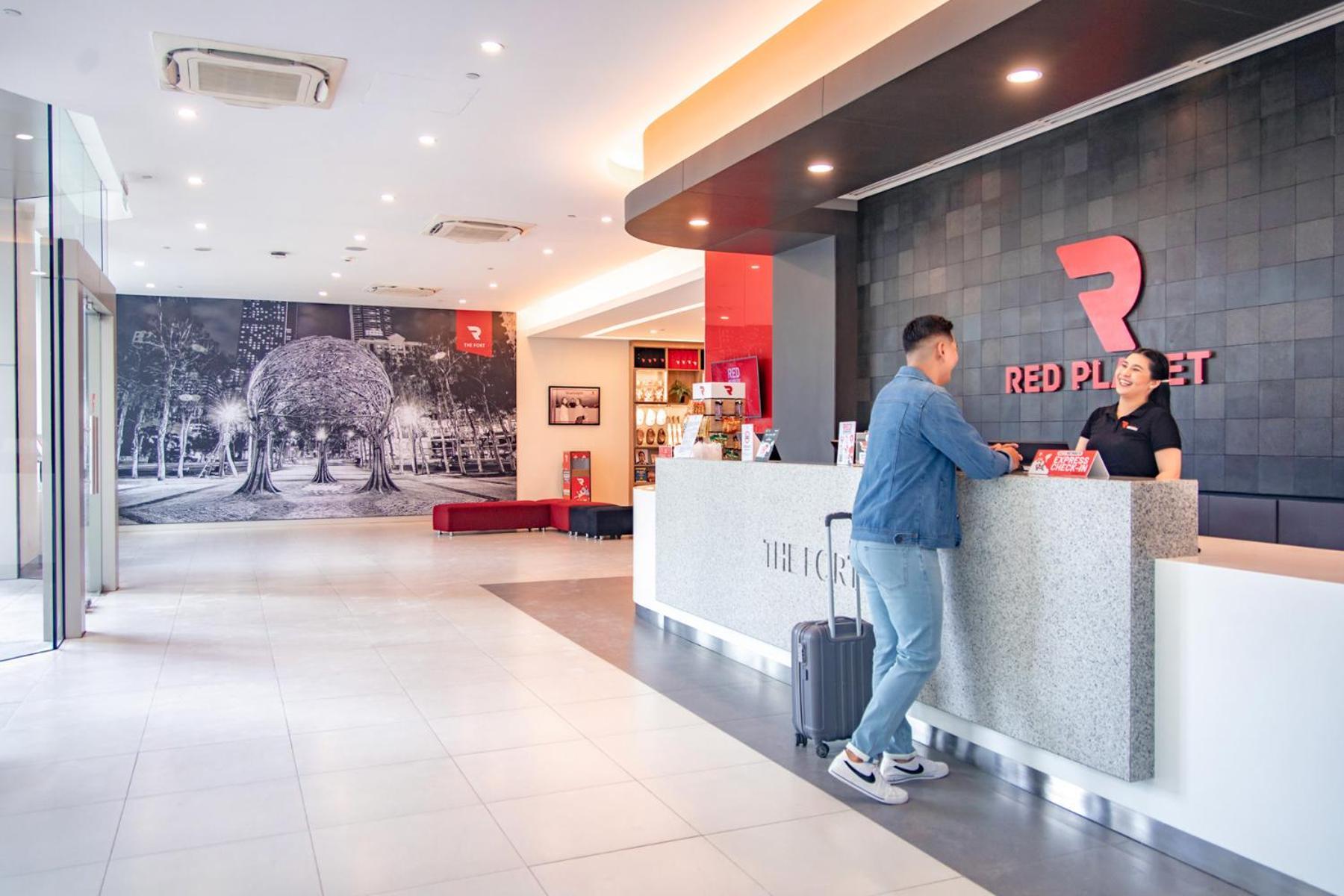 Red Planet Bgc The Fort Taguig Dış mekan fotoğraf